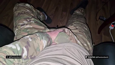 German Dirtytalk! Muscular Soldier Is Totally Horny and Jerks off His Huge Cock