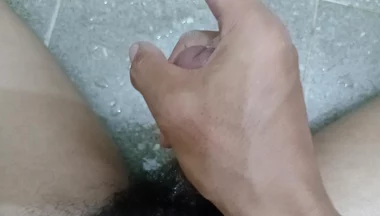 Asia Boy in Toilet